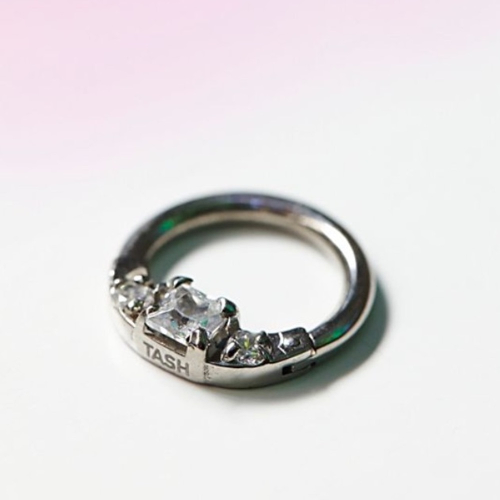 Princess septum clicker